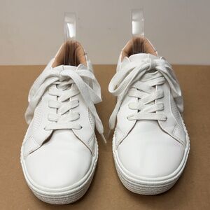 Steve Madden Women's Toliver
White Lace-Up Sneakers Size 8.5